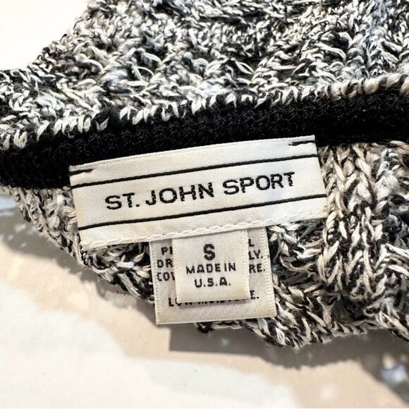 St. John Sport Open Knit KeyHole Neck Sweater Size S Black Gray Classic - Picture 6 of 8